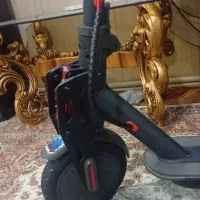 اسکوتر برقی تمیز