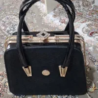 یک عدد کیف مجلسی