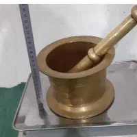 هاونگ برنجی بهوزن 3کیلو و100گرم سالم.