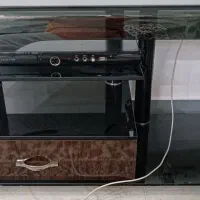میز تلویزیون شیشه ای