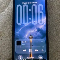 آیفون ۱۶ نرمال