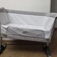 تخت کنار مادر chelino