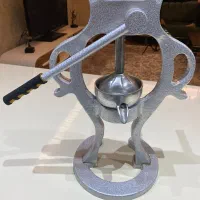 آبمیوه گیری دستی