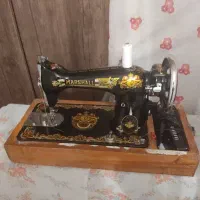 چرخ خیاطی قدیمی برقی در حد نو