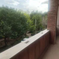 کنار گذر اتوبان/۱۲۰متر/۲خواب/طبقه دوم/تکواحدی