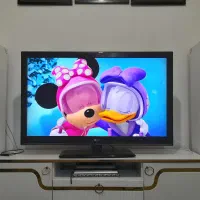 ال سی دی  ۴۳ ال‌جی  در حد نو