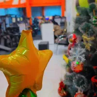 خانم رسپشن مدیر داخلی باشگاه بانوان