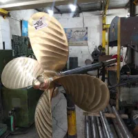 تراشکاری شافت و پروانه ی لنج و شناور