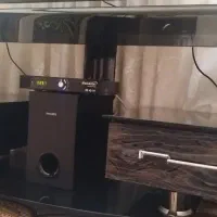 میزتلویزیون شیشه ای