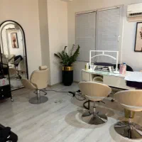 اجاره میز ناخن و صندلی آرایشگاه