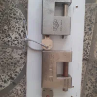 قفل کتابی