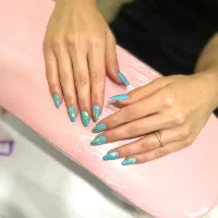 کاشت ناخن