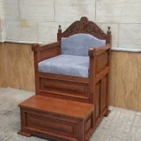 منبر چوبی
