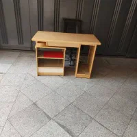 میز چوبی