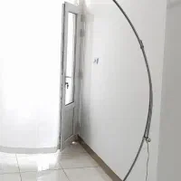 اباژور ایستاده