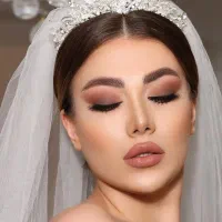 خدمات زیبایی،میکاپ،شنیون