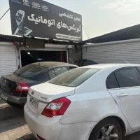 شاگرد مکانیک تعمیرگاه گیربکس اتوماتیک مکانیکی