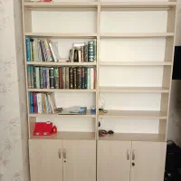 کتابخانه هشت طبقه