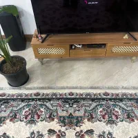 میز تلویزیون تمیز استفاده نشده