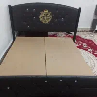 تخت خواب دو نفره تمیز