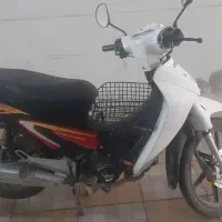 لاکی پیشرو ۱۲۵