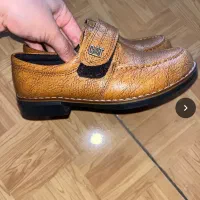 کفش چرم بچگونه