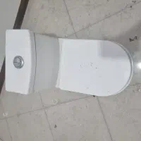توالت فرنگی چینی کسری در حد نو
