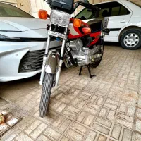 ۲۰۰ رهرو در حد