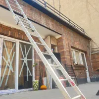 نردبان آلومینیومی ۸ پله ۴ متری