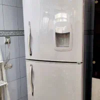 دو عدد یخچال و  یخچال فریزر