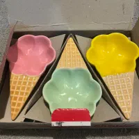 بستنی خوری ۶نفره