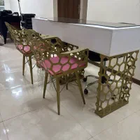 استخدام نیرو مژه کار و ناخن کار