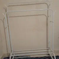 رگال لباس چرخ دار