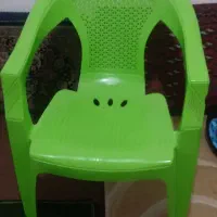 صندلی پلاستیکی