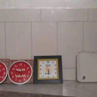 ساعت دیواری نو با جعبه