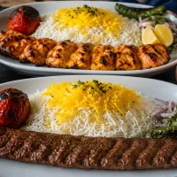 به یک کارگر ساده و کمک اشپز نیازمندیم