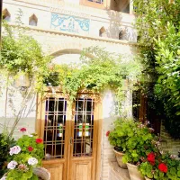 کار در رستوران آشپز و کمک آشپز فست فود ایرانی