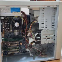 کیس مانیتور اسپیکر