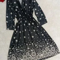 ساحلی زنانه