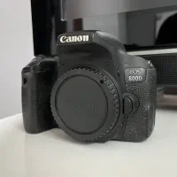 دوربین canon 800D