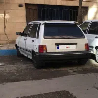 هاچبک اتاق کانادا معاوضه ام دارم