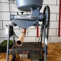 دستگاه آبغوره گیری