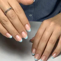 کاشت ناخن قیامدشت اموزش با تخفیف ویژه