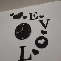 ساعت دیواری فانتزی باطرح LOVE