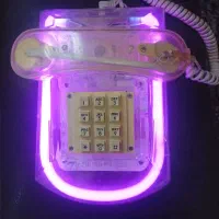 تلفن قدیمی کلکسیونی