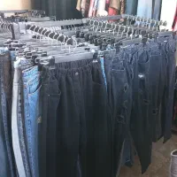 شلوار جین خارجی ۳۵۰تومن تیشرت اورج ۲۵۰تومن