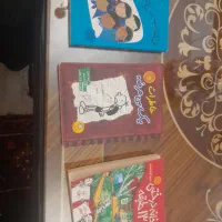 ۳ کتاب داستان