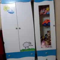 ۲ تخت کودک ونوجوان و۲کمد وفرش وتشک طبی مفت مفت