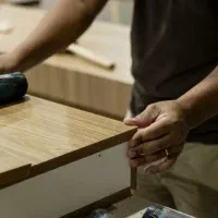استخدام نیروی ساده در کارگاه تولید سرویس خواب