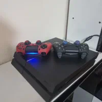 فروش ps4 کپی خور ۱۲.۵۲ با ۱۰۰۰تا بازی